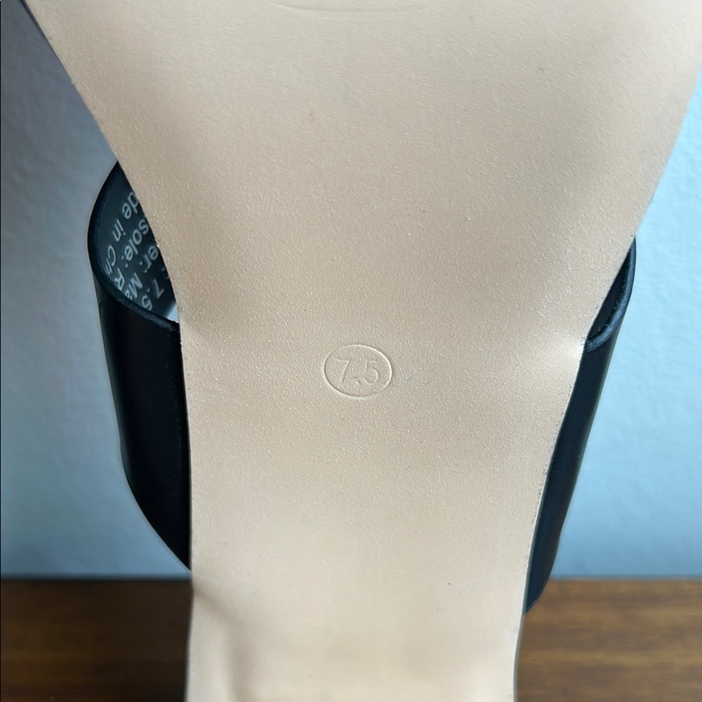 New York & Company Black Strappy Block Heels 7.5 Square Toe Y2K NWOT - Picture 8 of 8